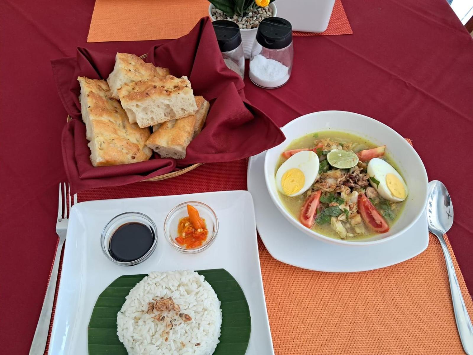 Avana Hotel & Dive Center Pemuteran Екстериор снимка